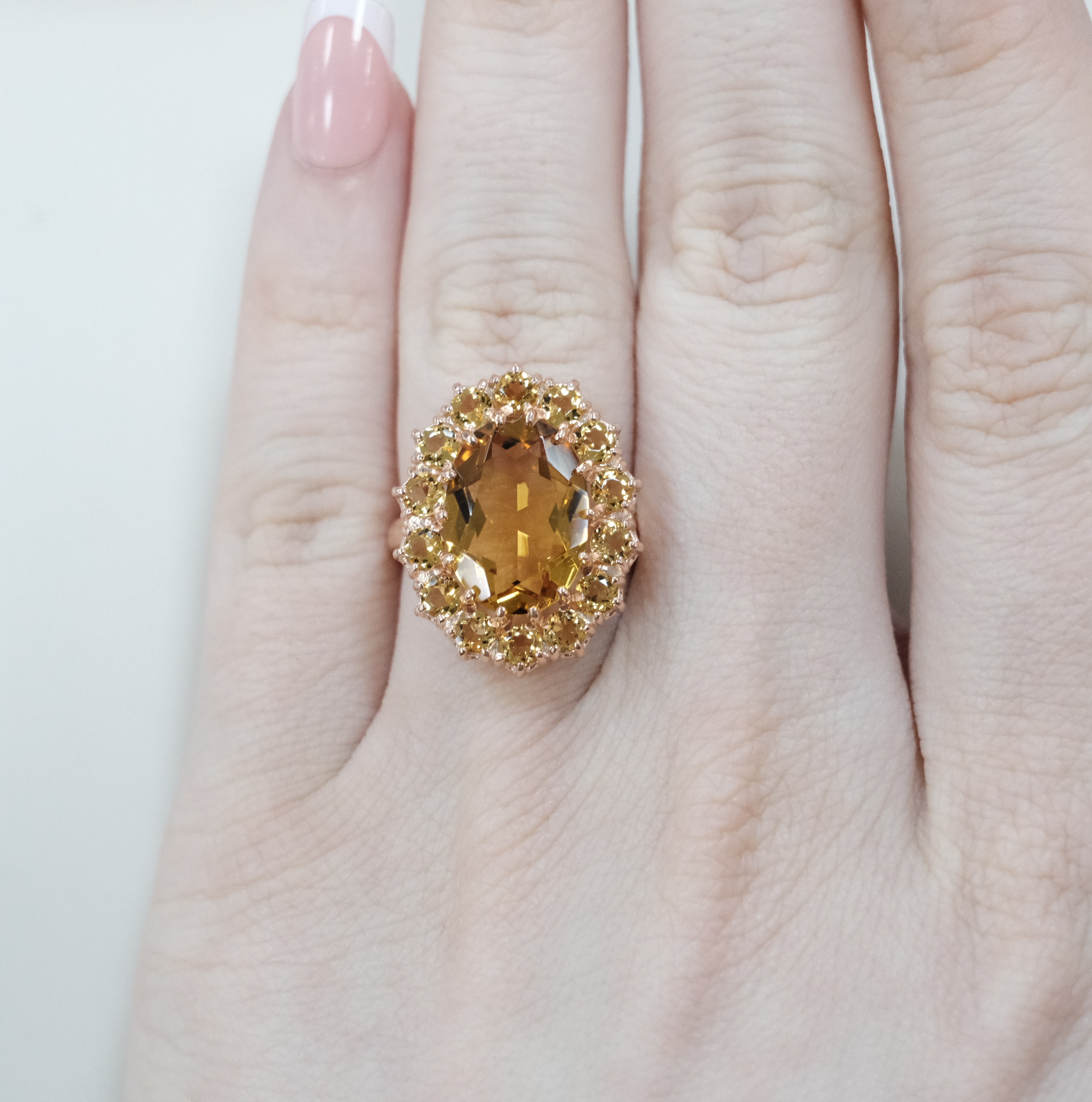 Серебряное кольцо с цитринами